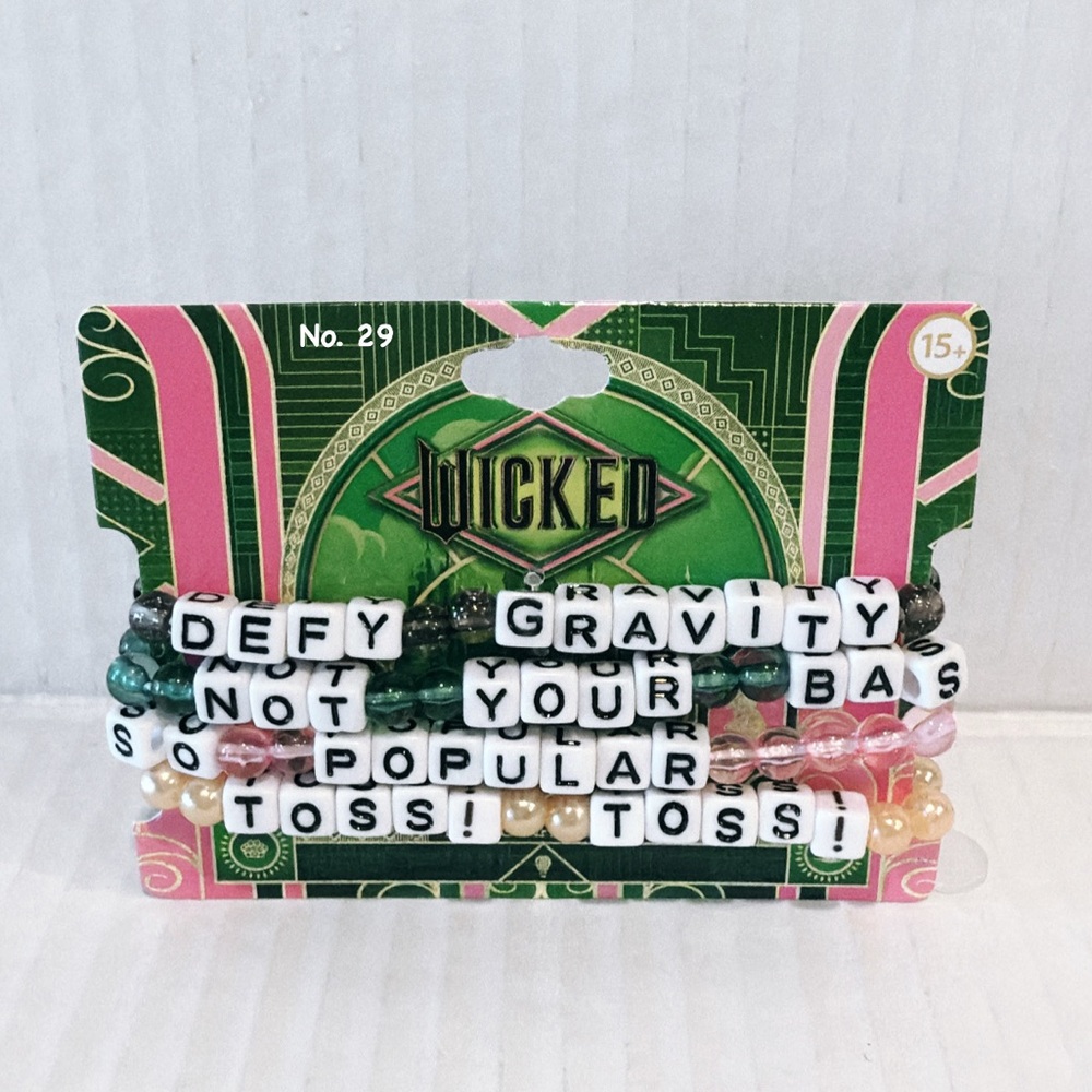 Wicked Bracelet Set with gold charms - Universal